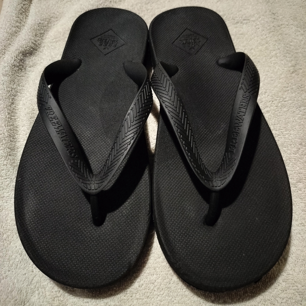 Free Water Sandals  Black Men's Flip-Flops Poliuretano Slipon.
